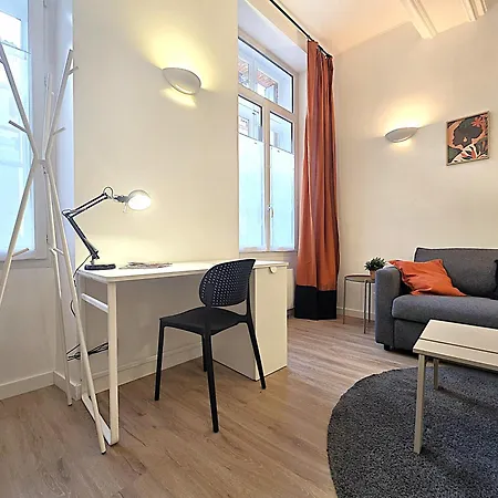 Apartment Le Sarrail - 2 A 4 Personnes - 1 Double Separee - 5 Min A Pied De La Gare Et Centre